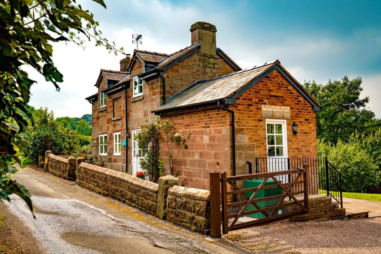 The Pheasant Inn Higher Burwardsley Extérieur photo