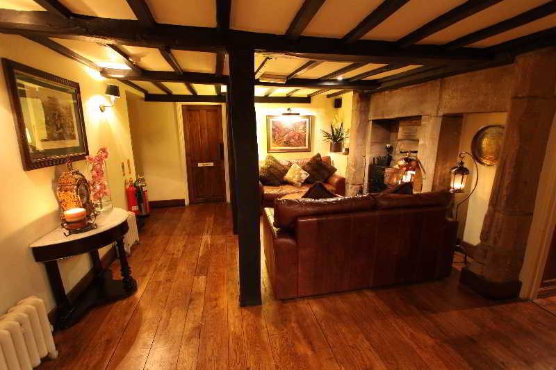 The Pheasant Inn Higher Burwardsley Extérieur photo