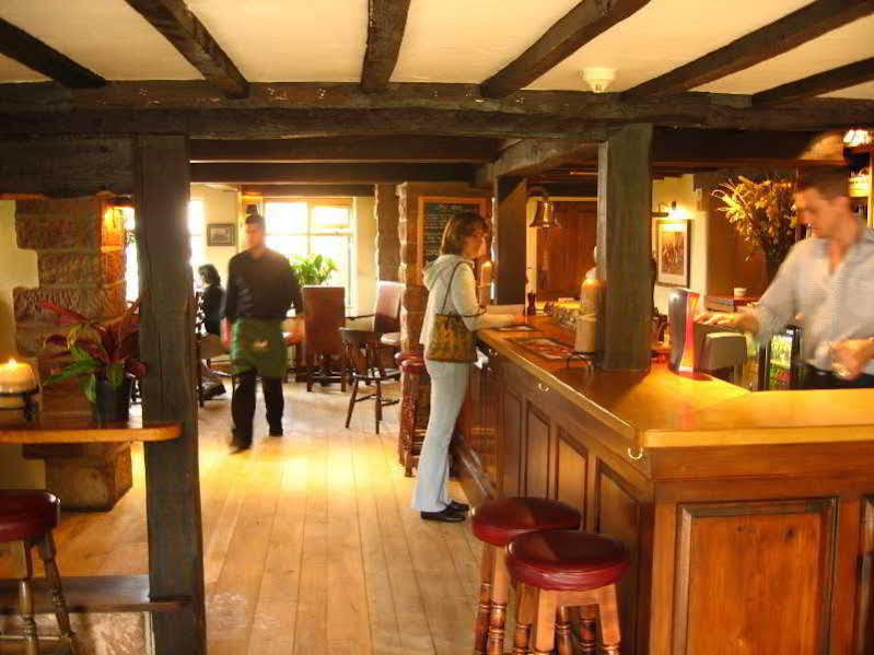 The Pheasant Inn Higher Burwardsley Extérieur photo